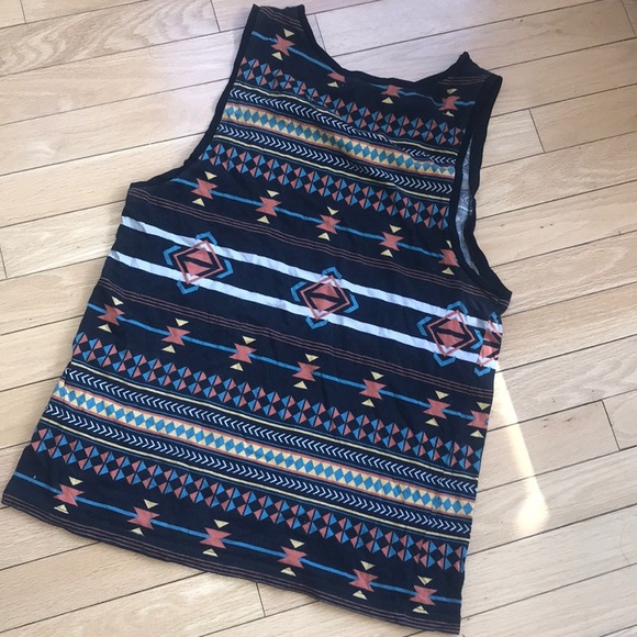 👑TOPMAN TOPSHOP medium Aztec print tank top shirt - Picture 5 of 7